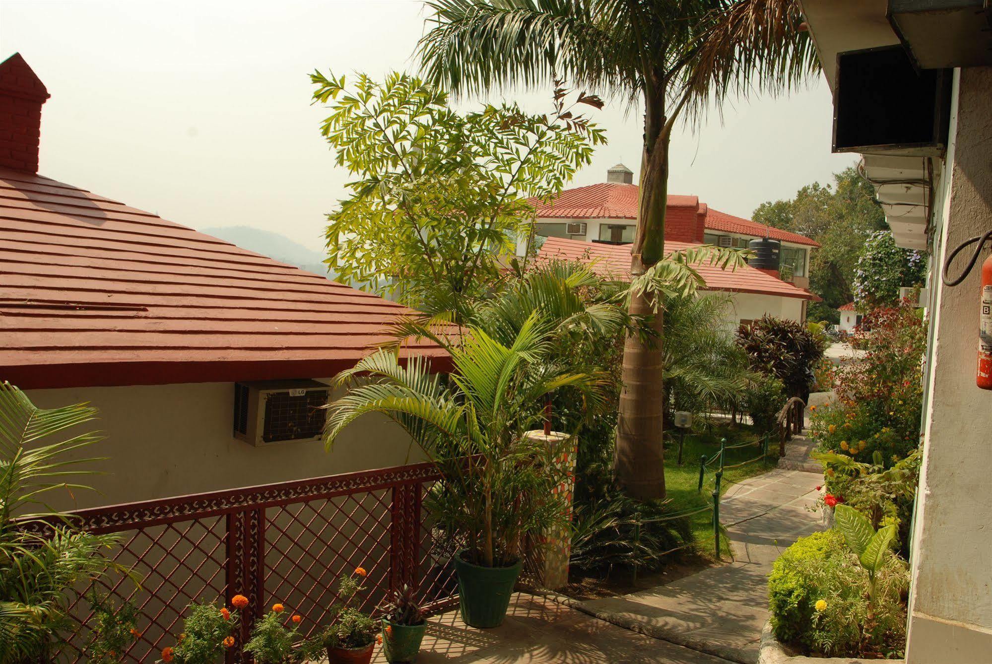 Ganga Beach Resort Rishīkesh Esterno foto